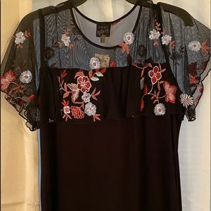 NWT Ladies L Como Vintage Top